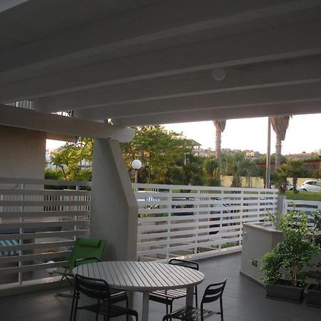 La Casa Bianca Apartment มารีนาดีรากูซา ภายนอก รูปภาพ