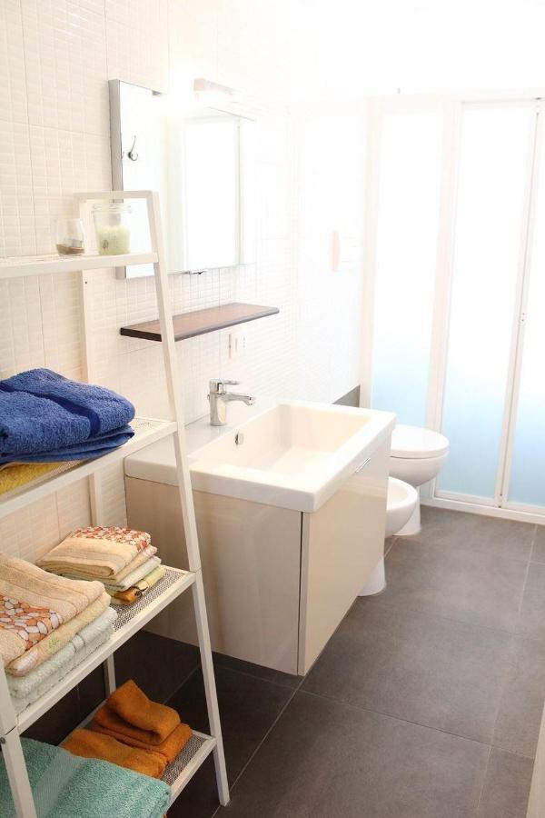 La Casa Bianca Apartment มารีนาดีรากูซา ภายนอก รูปภาพ